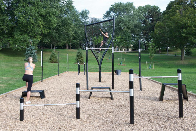 TEST Outdoor Fitness Park