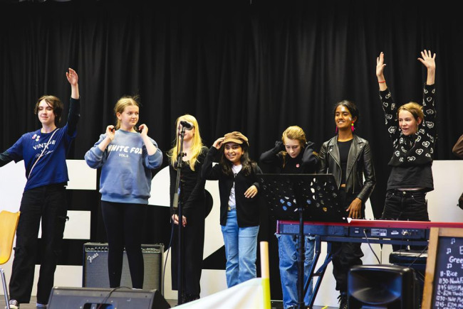 E2M Cabaret: A youth extravaganza! 