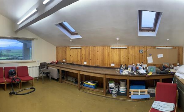 Image 6 of 6