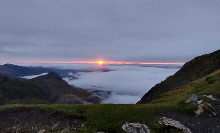 Image 4 of 7