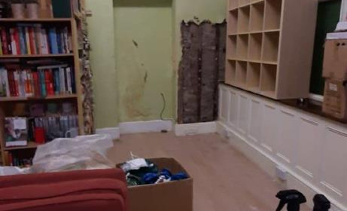 Image 4 of 5