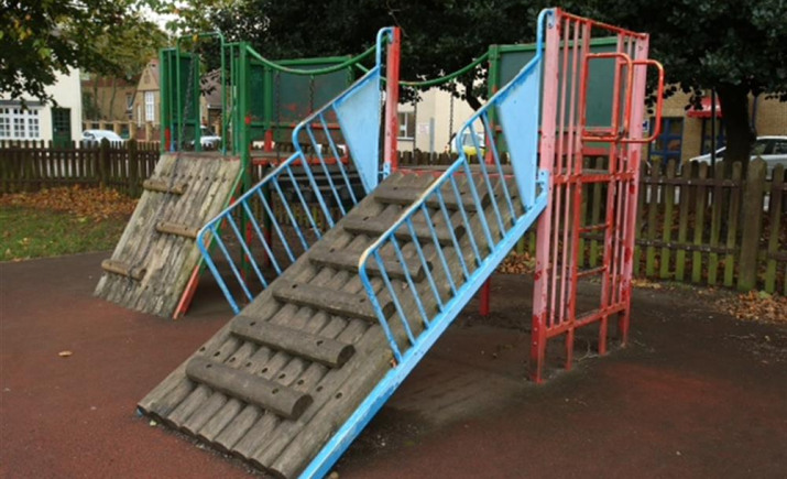 Image 4 of 4