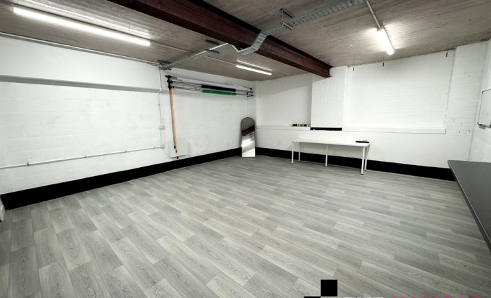 Image 7 of 7