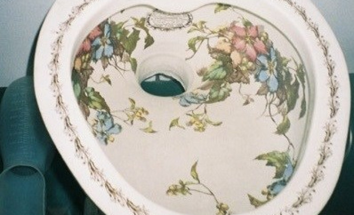 Image 3 of 3