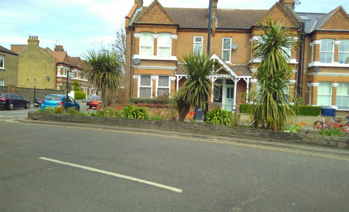 Image 2 of 9