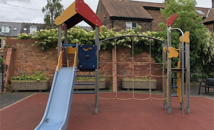 Image 11 of 12