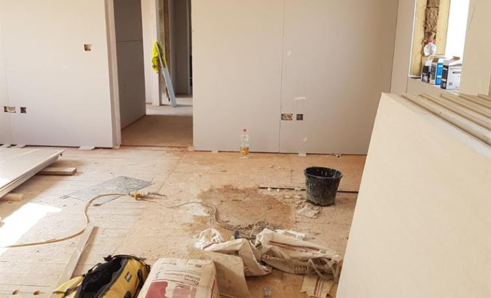 Image 22 of 32