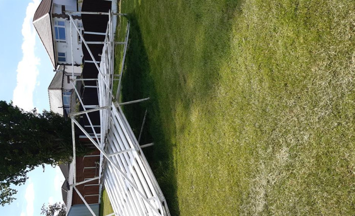 Image 4 of 4