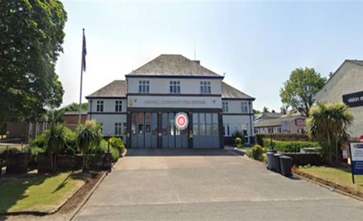 Image 2 of 5