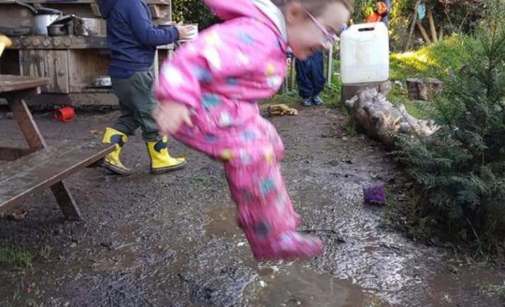 Image 2 of 6