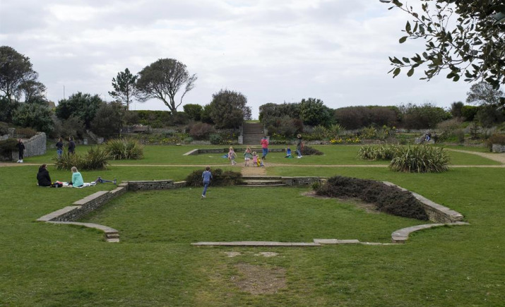 Image 7 of 8