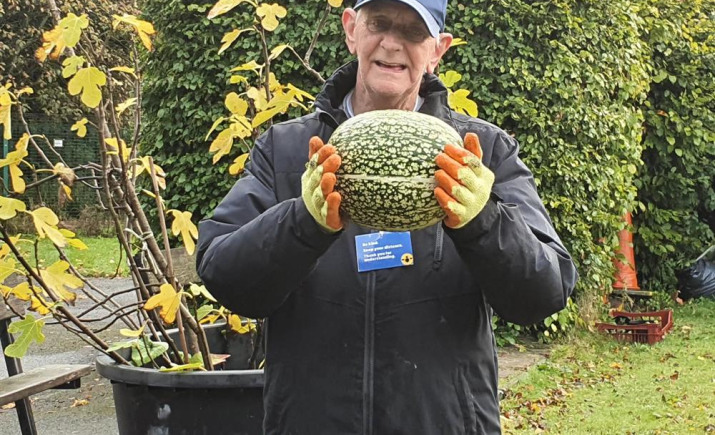 Image 2 of 2