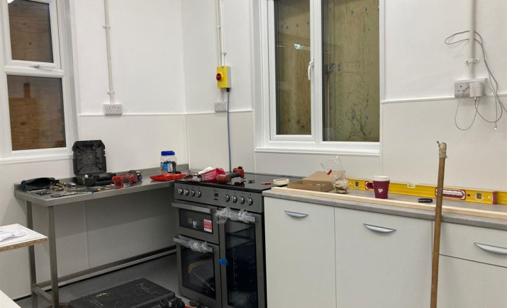 Image 1 of 20
