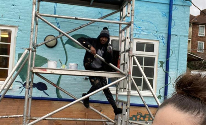 Image 6 of 42