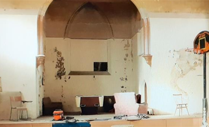 Image 2 of 5