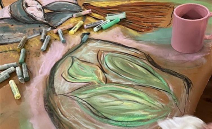 Image 4 of 4