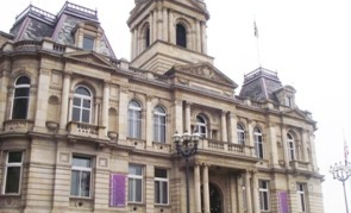 Image 3 of 10