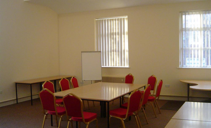 Image 3 of 4