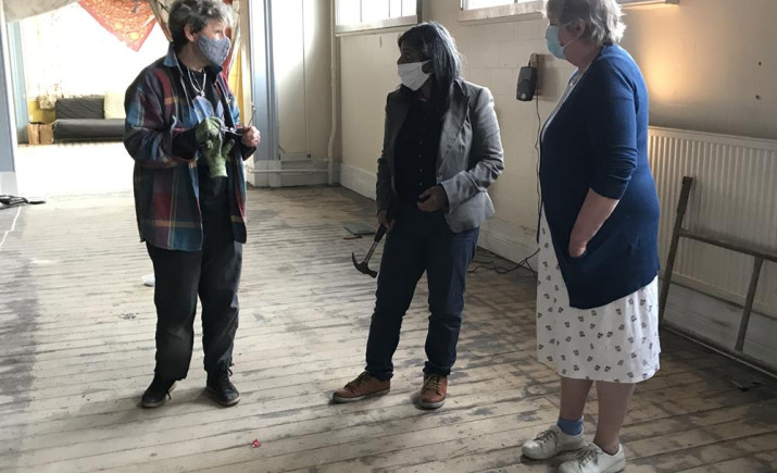 Image 12 of 28