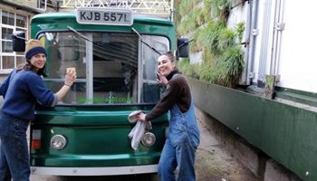 Save Charlie, Low waste shop on wheels! 