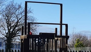 Climbing Frame SSC Desmond Anderson