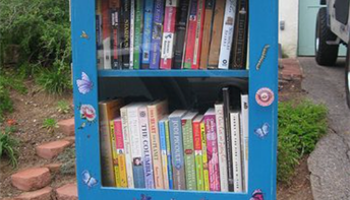 Mini pop-up library for Dundalk