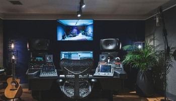Surround Studios