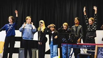 E2M Cabaret: A youth extravaganza! 